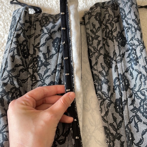 Vintage corset - Picture 5 of 7